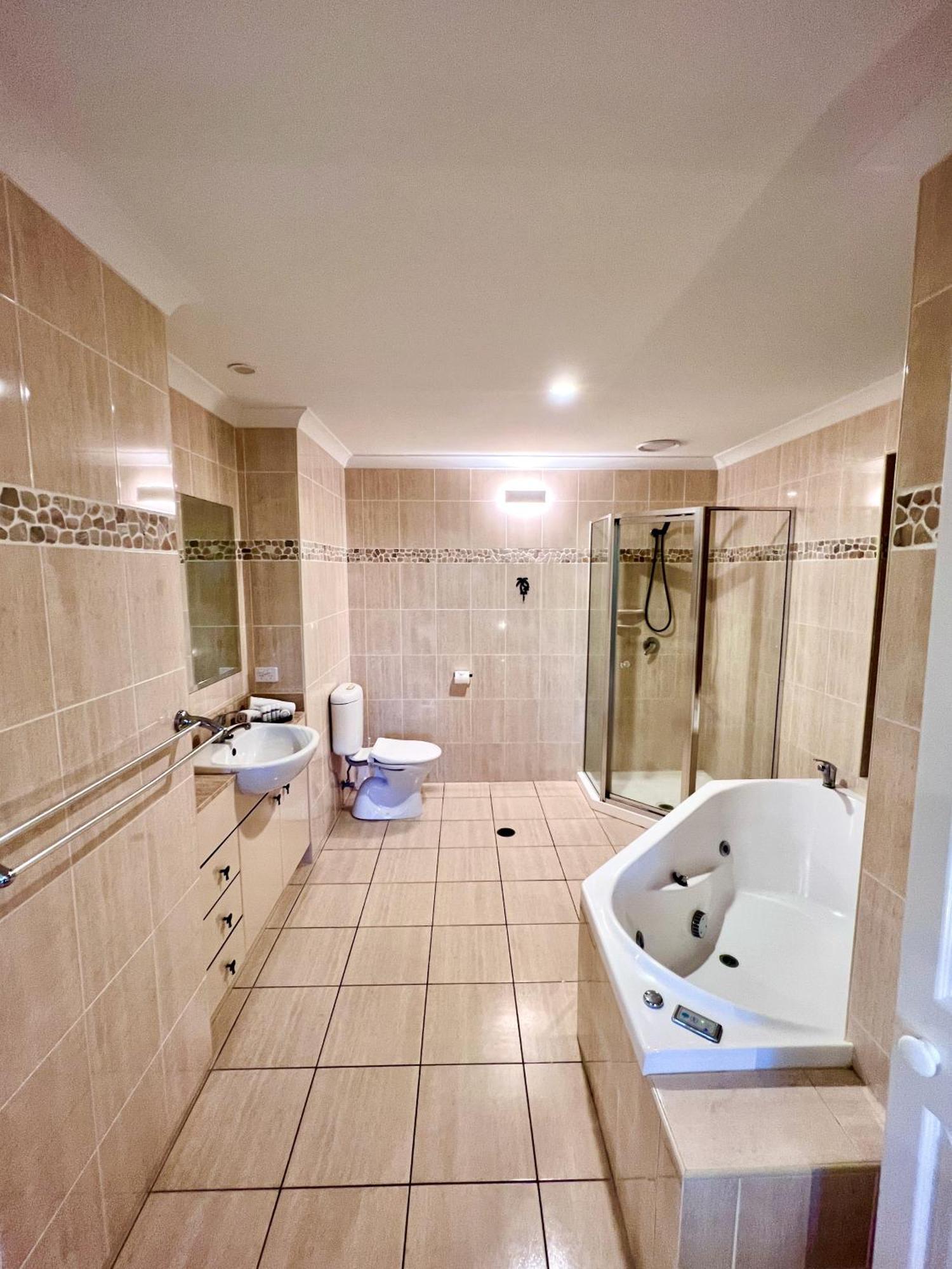 Anchorage Aparthotel Хамилтън Айлънд Екстериор снимка